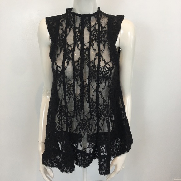 Free People Tops - FREE PEOPLE Lace Sleeveless Swing Flare Top
